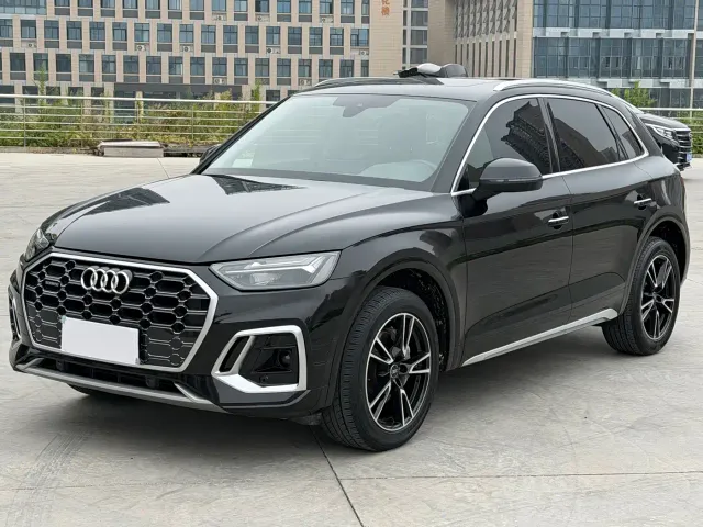 Фотография автомобиля — Audi Q5L