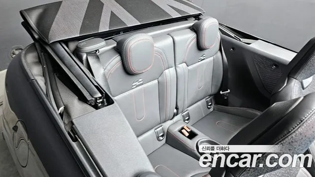 Mini Cooper Convertible — Фото автомобиля 12