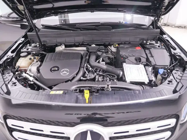 Mercedes-Benz GLB-Class — Фото автомобиля 23