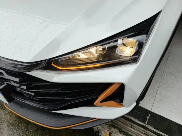 Dongfeng Yixuan GS — Фото автомобиля 23