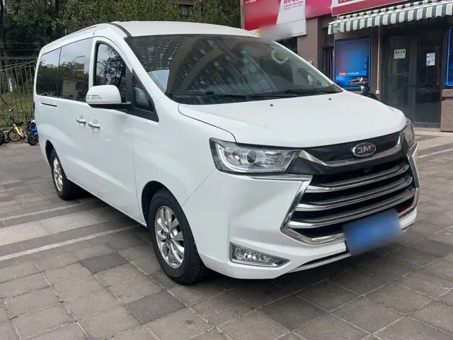 JAC Refine M4 — Фото автомобиля 21