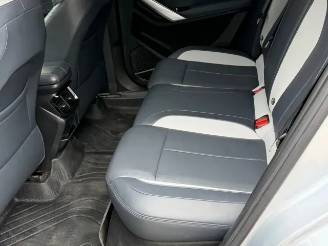 Geely Boyue L — Фото автомобиля 6