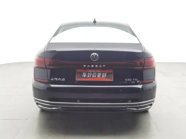 Volkswagen Passat — Фото автомобиля 4