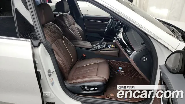 BMW Gran Turismo — Фото автомобиля 11