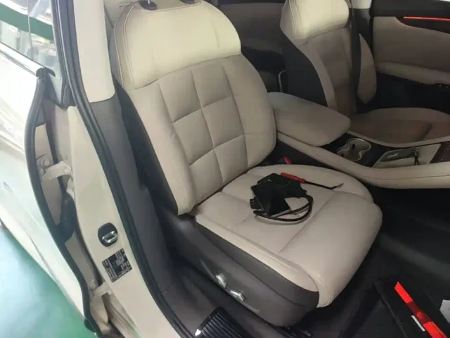 IM Motors LS6 — Фото автомобиля 24
