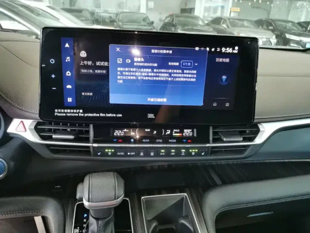Toyota Sienna — Фото автомобиля 12