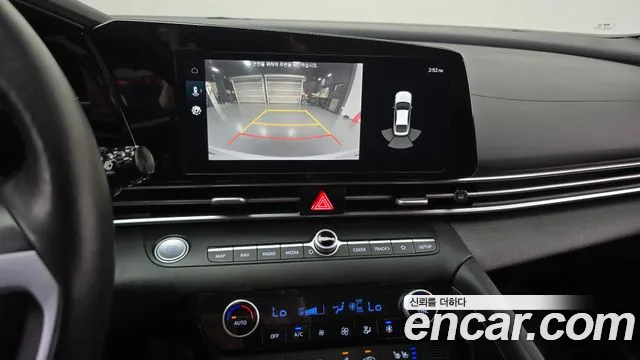Hyundai Avante CN7 — Фото автомобиля 16
