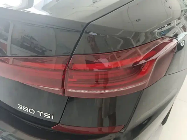 Volkswagen Passat — Фото автомобиля 7