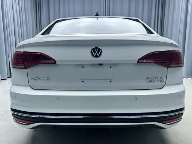 Volkswagen Bora — Фото автомобиля 19