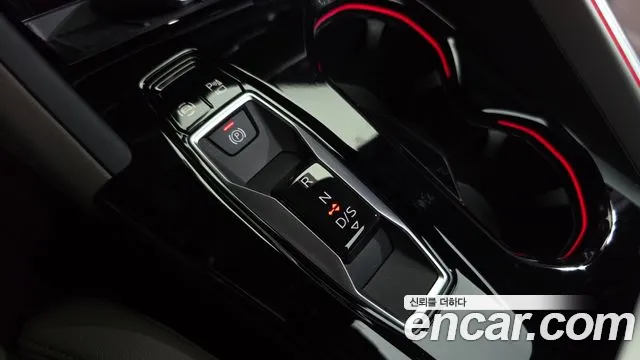 Audi Q5 40 TFSI quattro S Line — Фото автомобиля 9