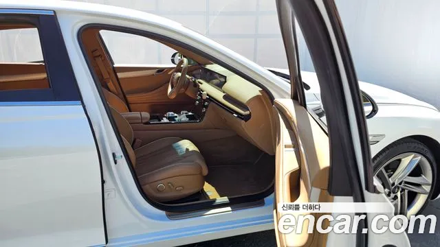 Genesis G80 Бензин 2.5 турбо AWD — Фото автомобиля 19