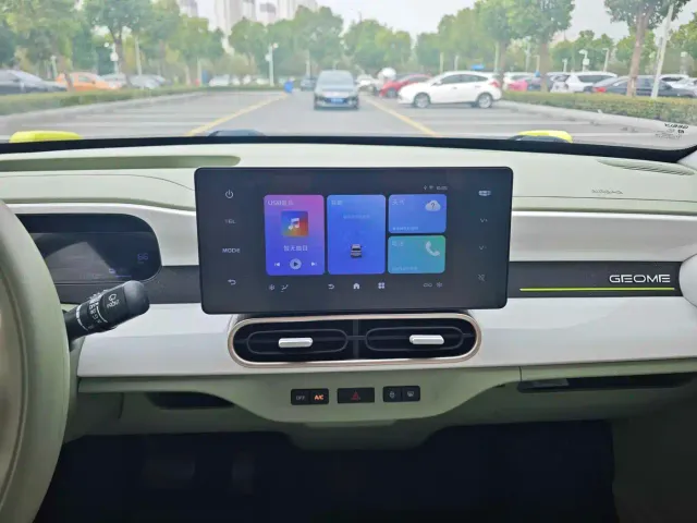 Geely Panda — Фото автомобиля 14