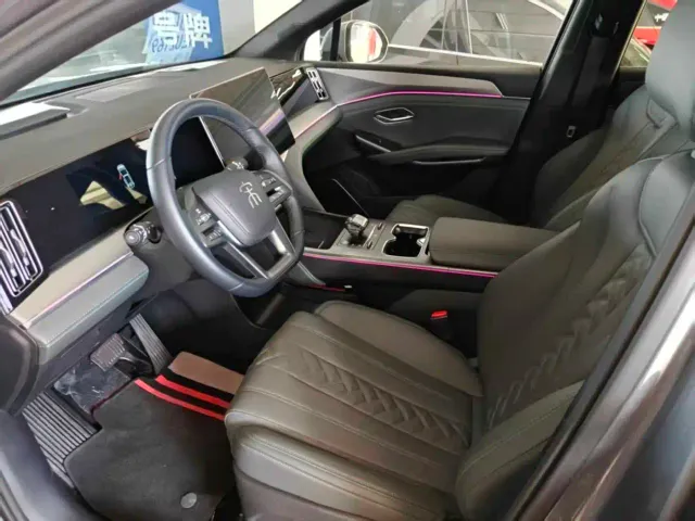 BYD Song L DM-i — Фото автомобиля 11