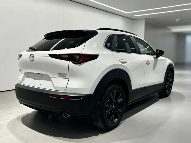 Mazda CX-30 — Фото автомобиля 5