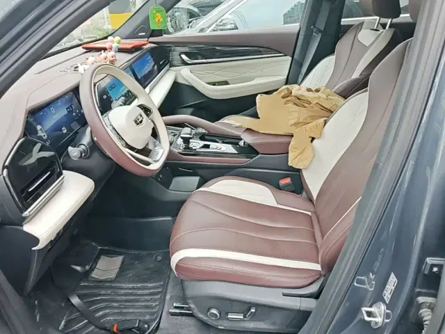 Geely Xingyue L — Фото автомобиля 14