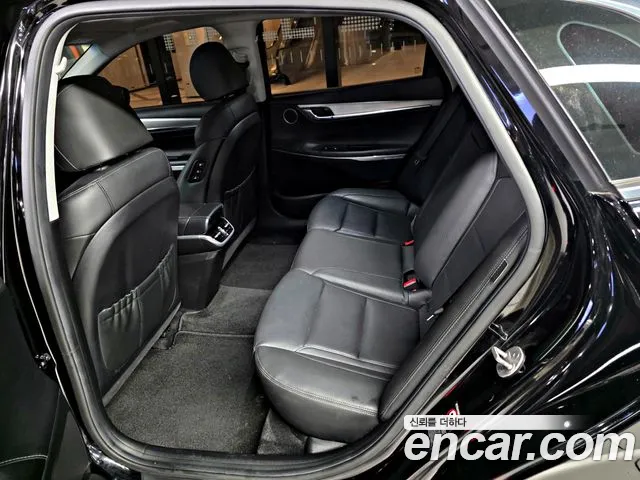 Hyundai Grandeur (New) Hybrid — Фото автомобиля 8