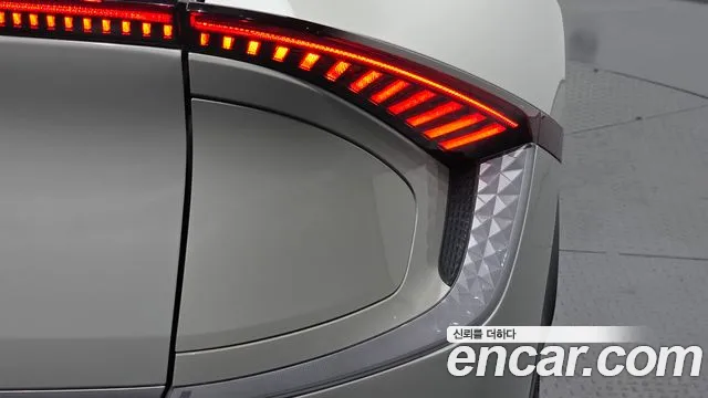 Kia EV6 — Фото автомобиля 8