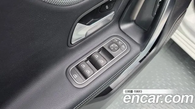 Mercedes-Benz A-Class W177 — Фото автомобиля 19