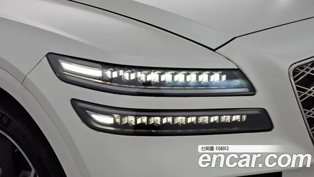 Genesis GV80 — Фото автомобиля 7
