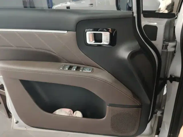 Wuling Starlight 730 — Фото автомобиля 7