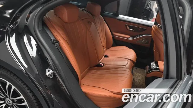 Mercedes-Benz S-Class S-класс W223 — Фото автомобиля 12