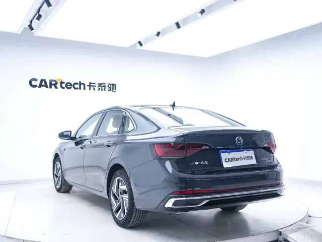 Volkswagen Sagitar — Фото автомобиля 21