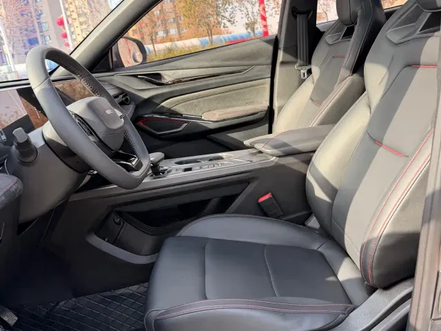 Changan X5 Plus — Фото автомобиля 4