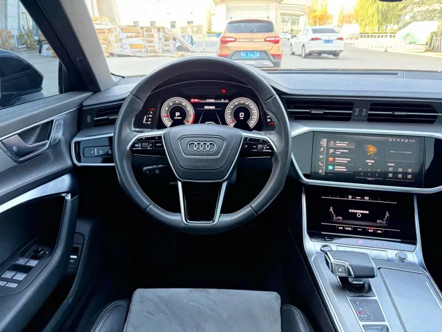 Audi A6L — Фото автомобиля 10