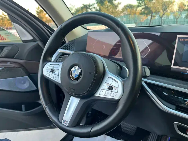 BMW X5 — Фото автомобиля 11