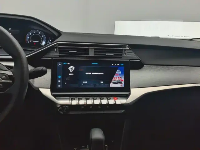 Peugeot 408 — Фото автомобиля 13