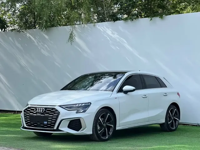 Фотография автомобиля — Audi A3