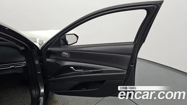 Hyundai Avante CN7 — Фото автомобиля 23