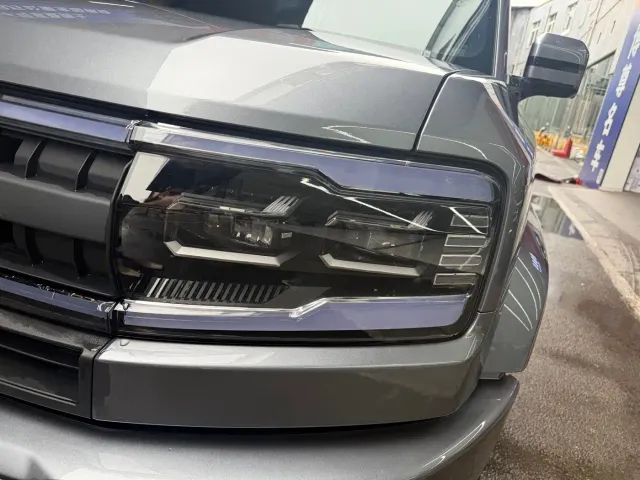 BYD FangChengBao Leopard 5 — Фото автомобиля 4