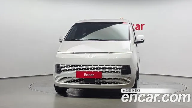 Hyundai Staria — Фото автомобиля 3
