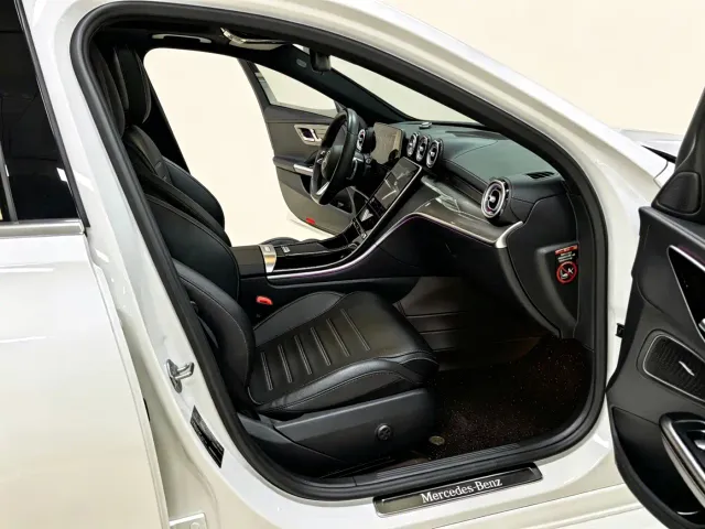 Mercedes-Benz C-Class — Фото автомобиля 13