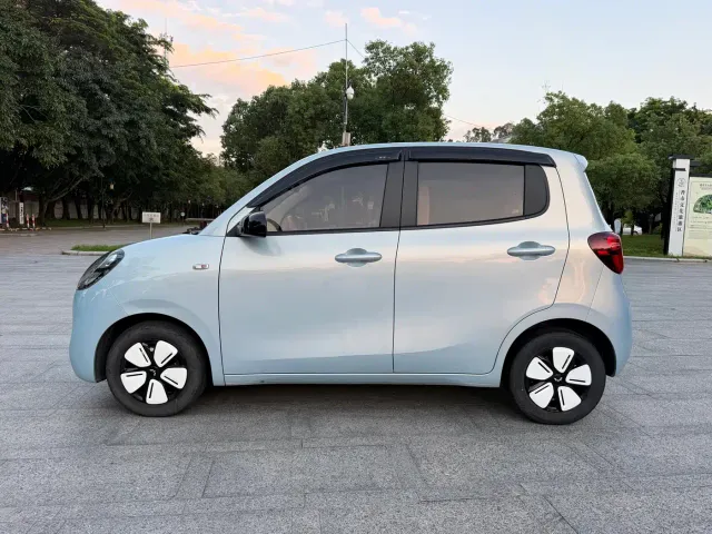 Wuling Hongguang Mini EV — Фото автомобиля 12