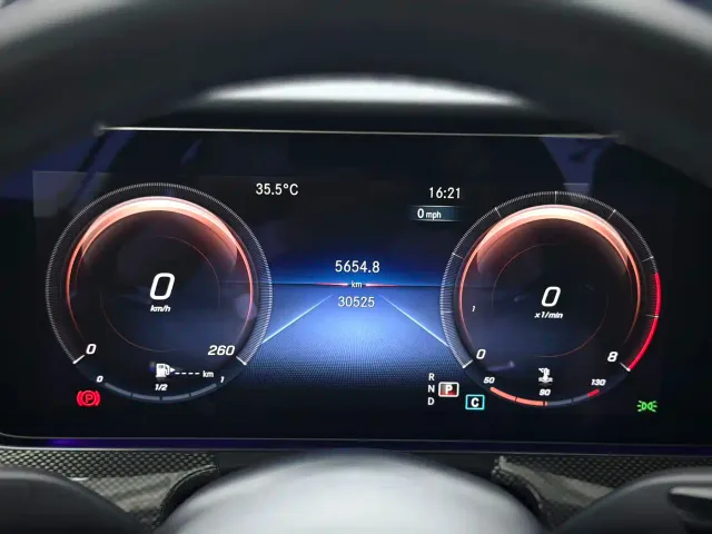 Mercedes-Benz E-Class — Фото автомобиля 6