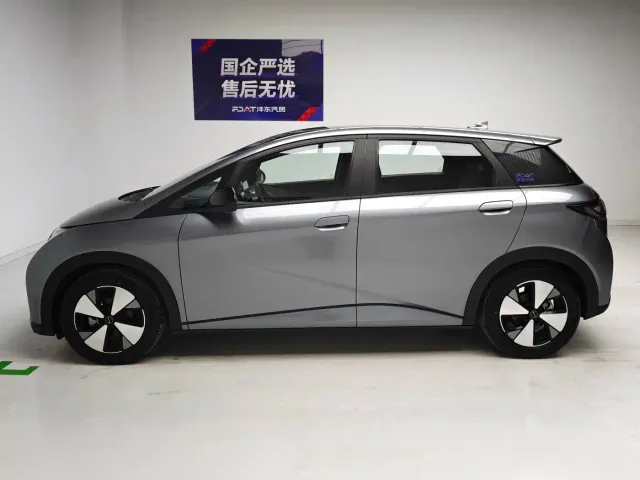 BYD Dolphin — Фото автомобиля 9