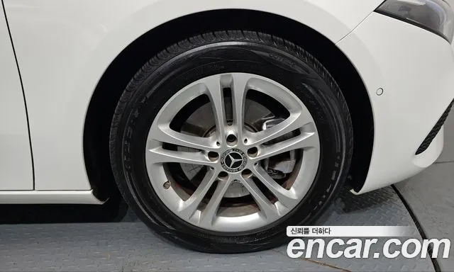 Mercedes-Benz A-Class W177 — Фото автомобиля 6
