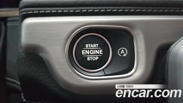 Mercedes-Benz G-Class — Фото автомобиля 25