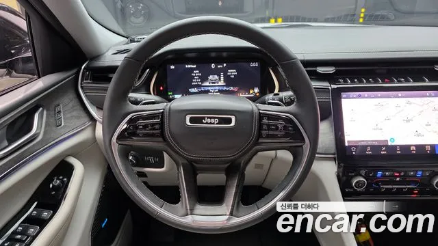 Jeep Cherokee WL — Фото автомобиля 13