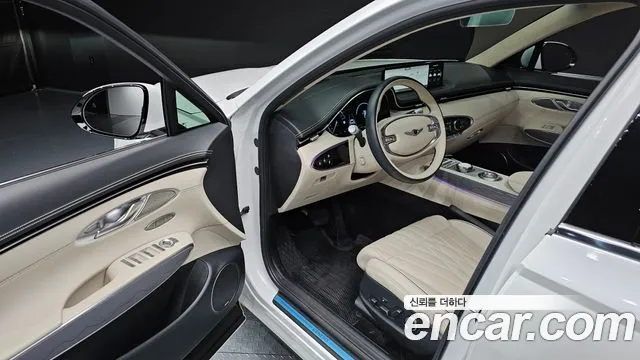 Genesis GV70 2.5T Бензин 2WD — Фото автомобиля 10