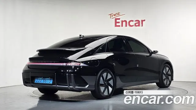 Hyundai Ioniq 6 — Фото автомобиля 2
