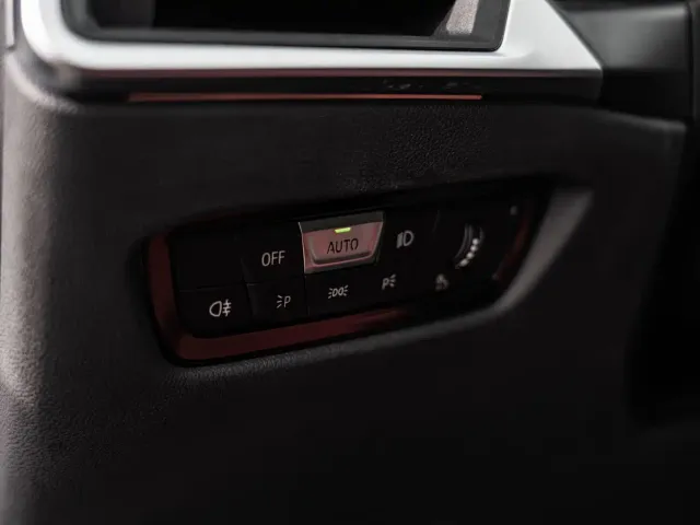 BMW 3 Series — Фото автомобиля 16