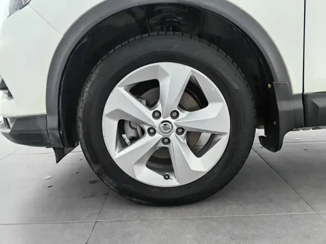 Nissan Qashqai — Фото автомобиля 17