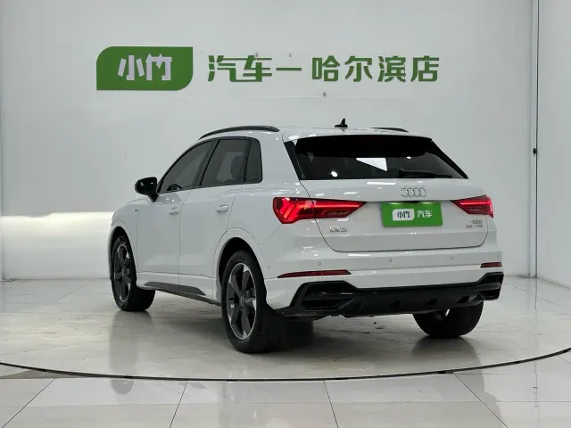 Audi Q3 — Фото автомобиля 4