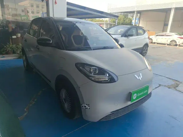 Wuling Bingo — Фото автомобиля 3