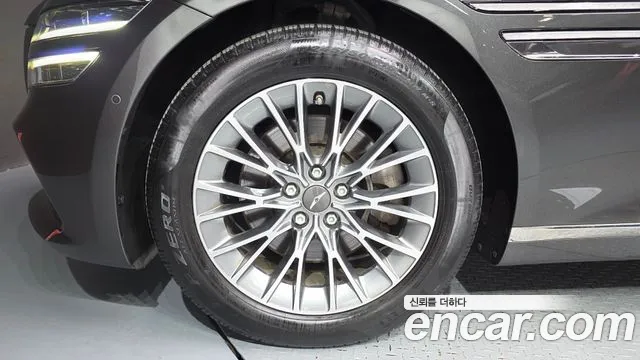 Genesis G80 RG3 — Фото автомобиля 5