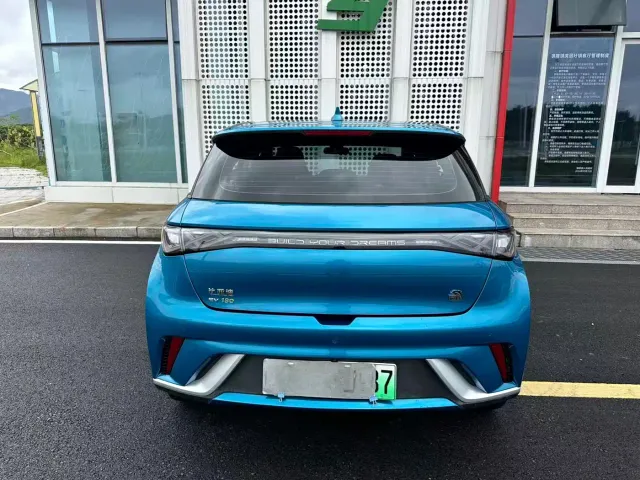 BYD Dolphin — Фото автомобиля 6
