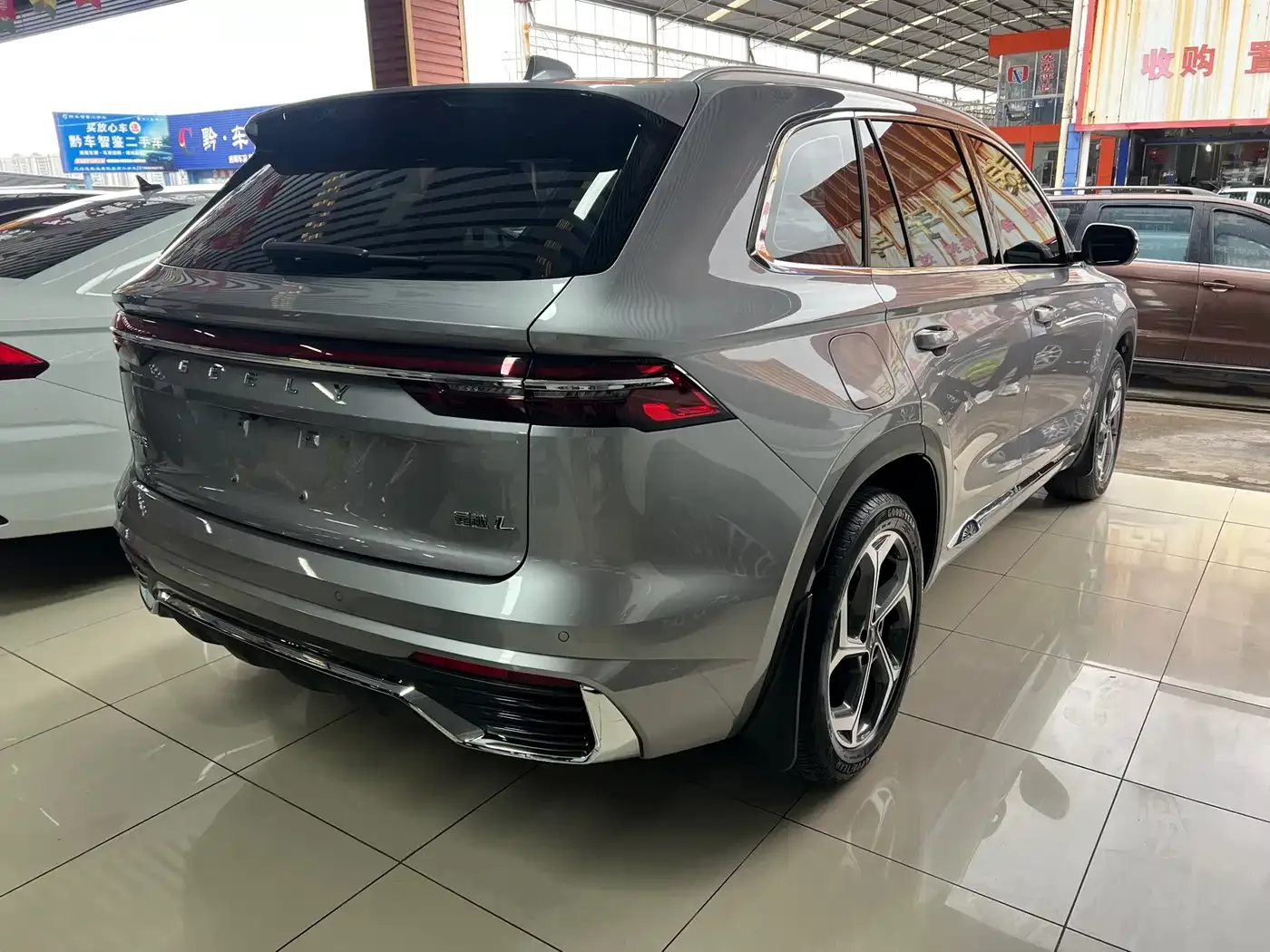 Geely Xingyue L 2024 Model 2.0TD High-Power Automatic 2WD Cloudrise Edition — Фото автомобиля 10